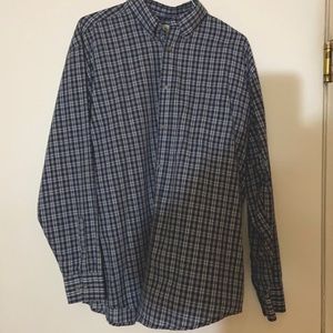 Wrangler blue plaid long sleeve shirt.
